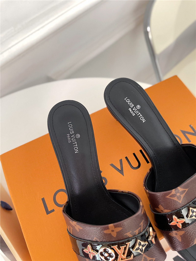 Louis Vuitton Women Mule