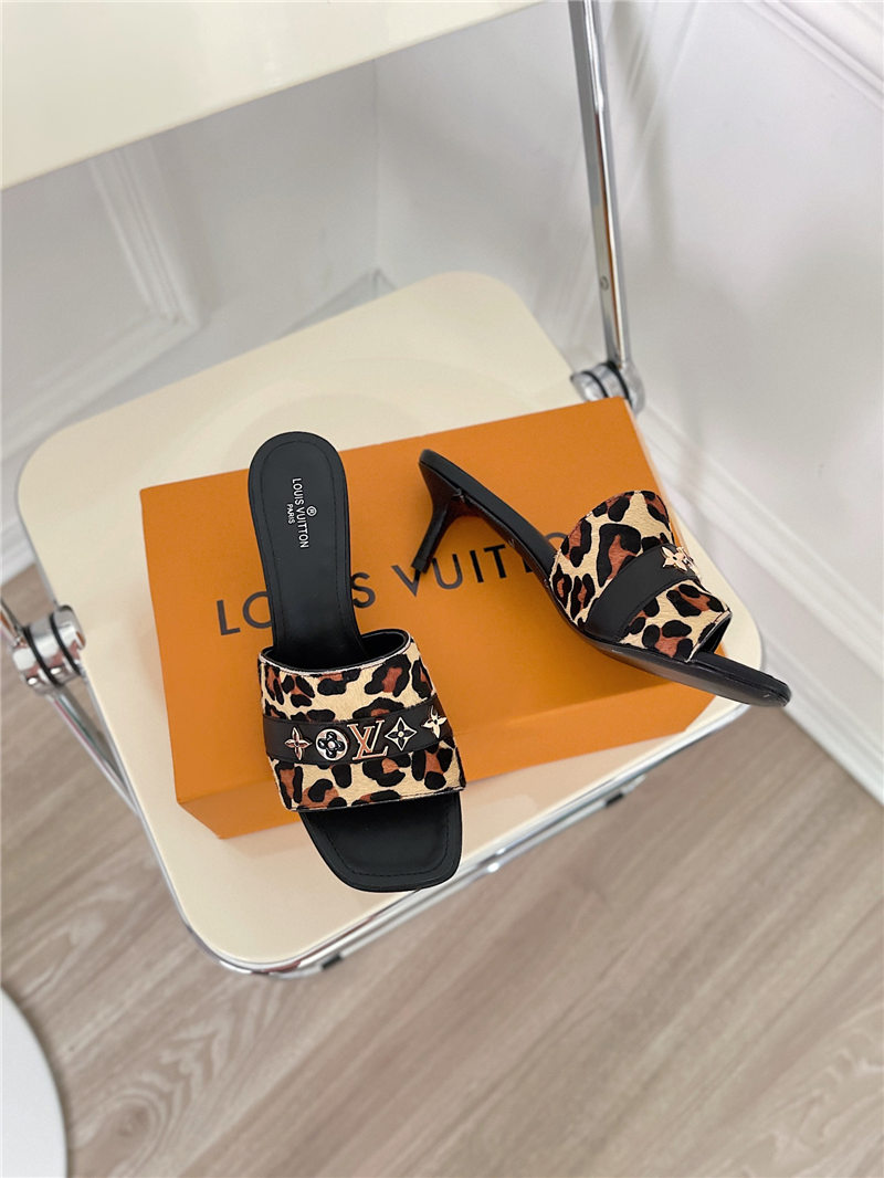 Louis Vuitton Women Mule