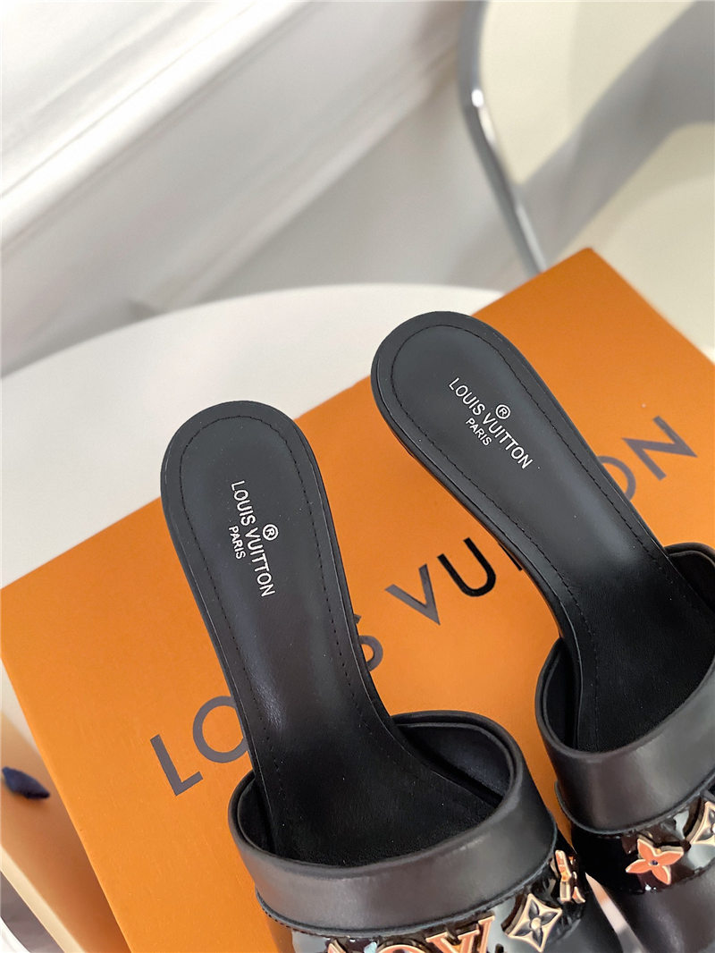 Louis Vuitton Women Mule