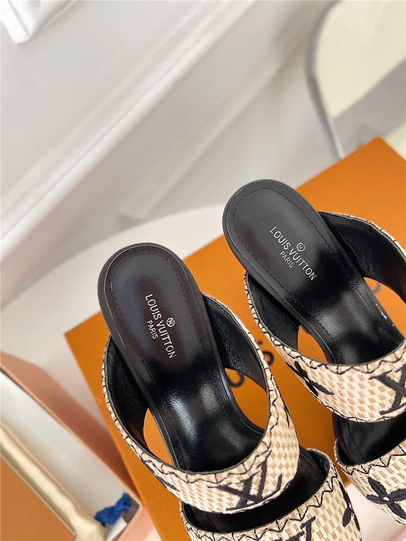 Louis Vuitton Women Mule