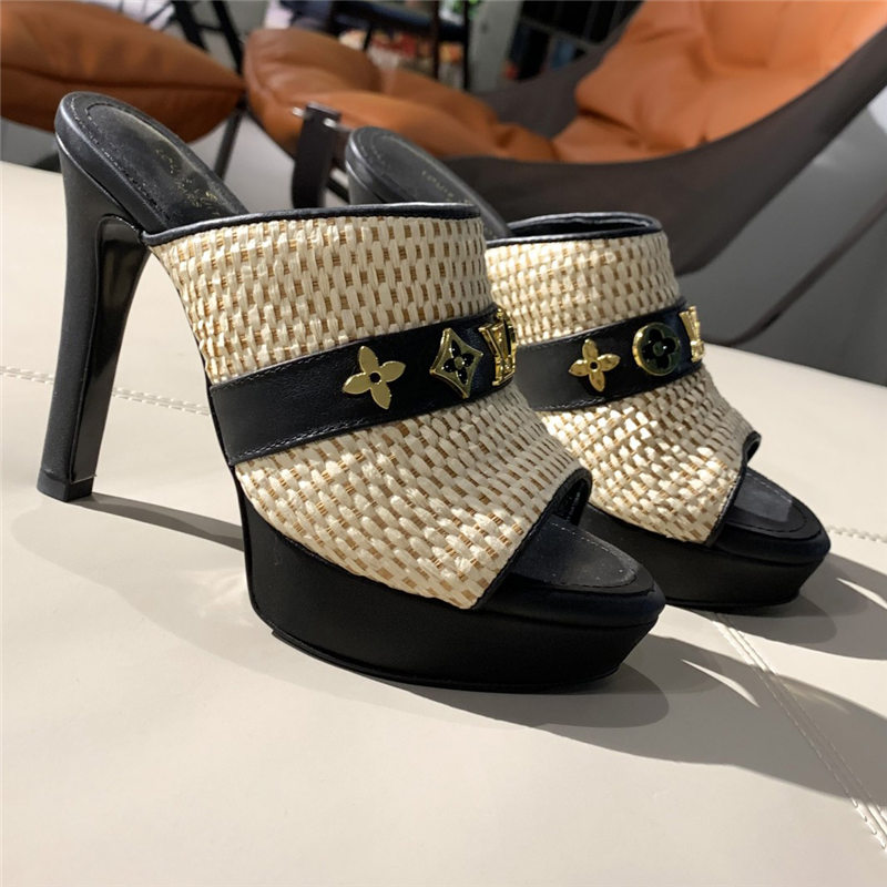 Louis Vuitton Women Mule