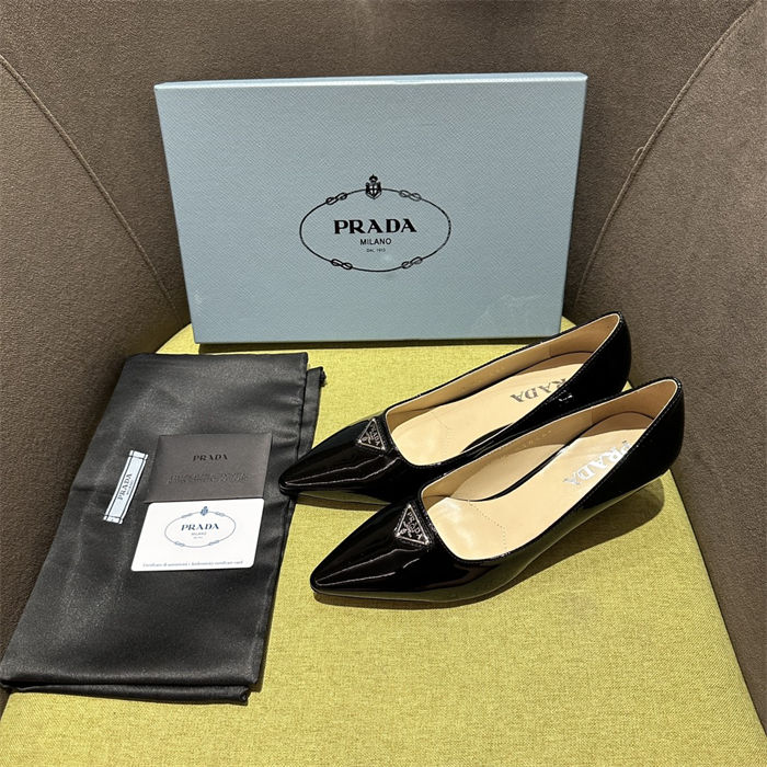 Prada Pumps 55MM Patent