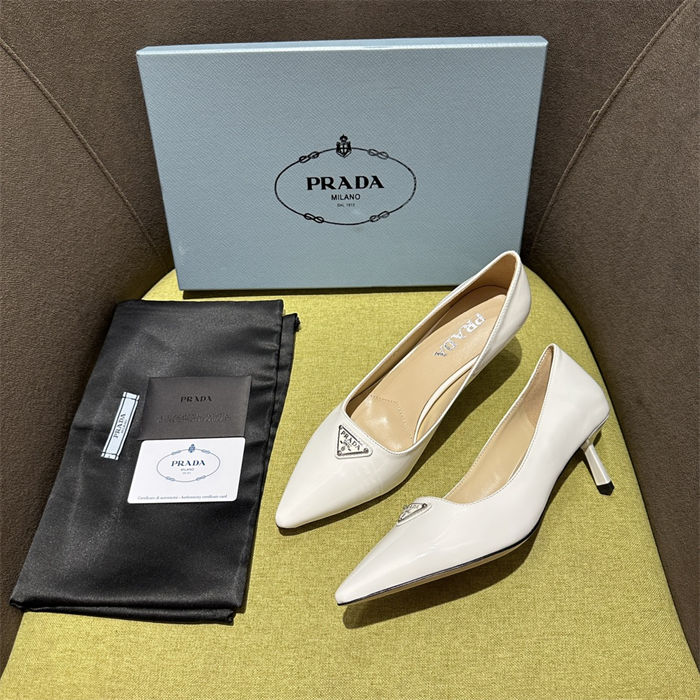 Prada Pumps 55MM Patent