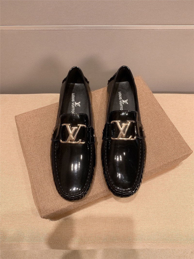 Louis Vuitton Men Loafer