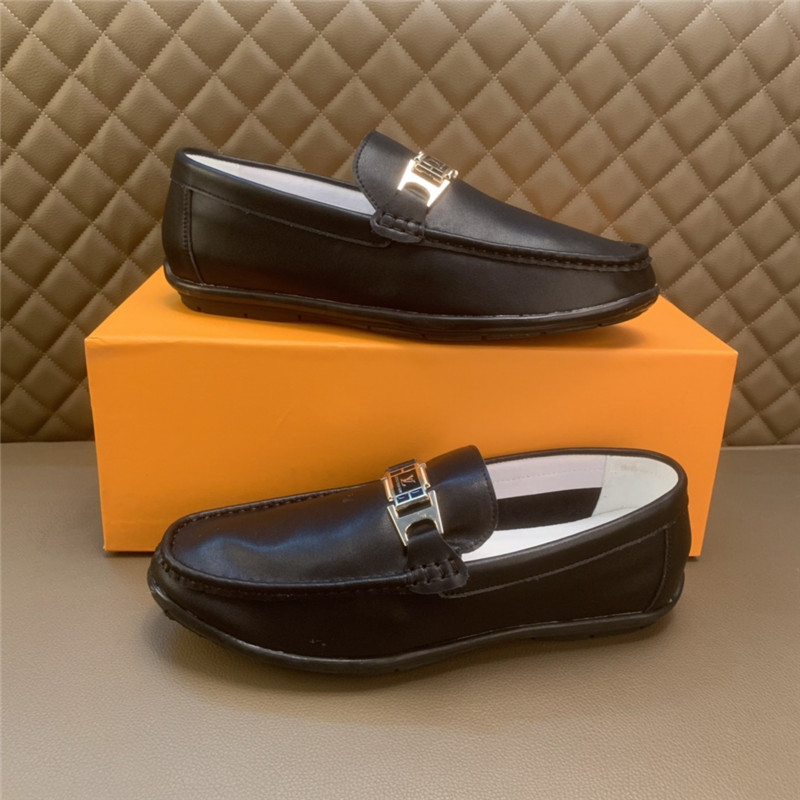 Louis Vuitton Men Loafer