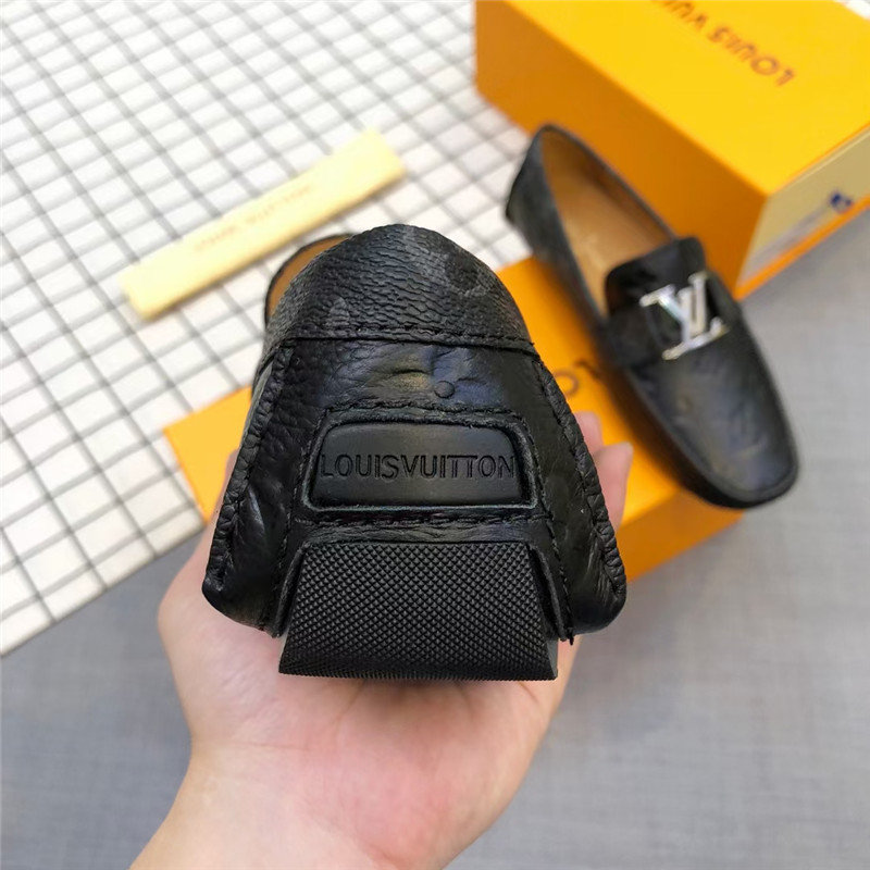 Louis Vuitton Men Loafer