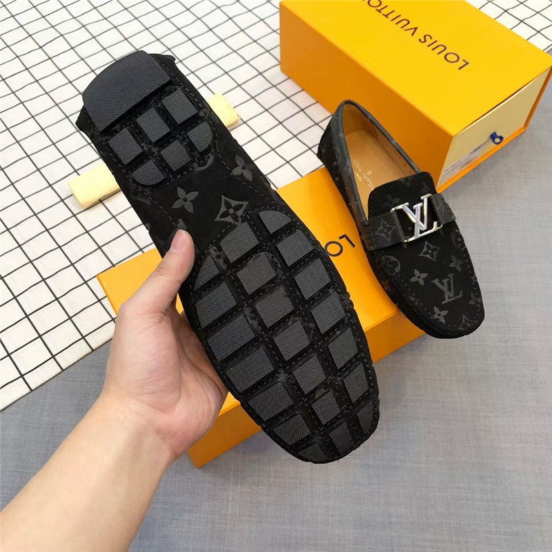 Louis Vuitton Men Loafer