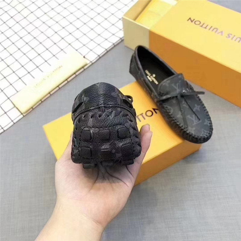 Louis Vuitton Men Loafer