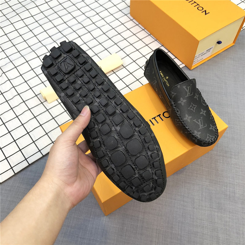 Louis Vuitton Men Loafer