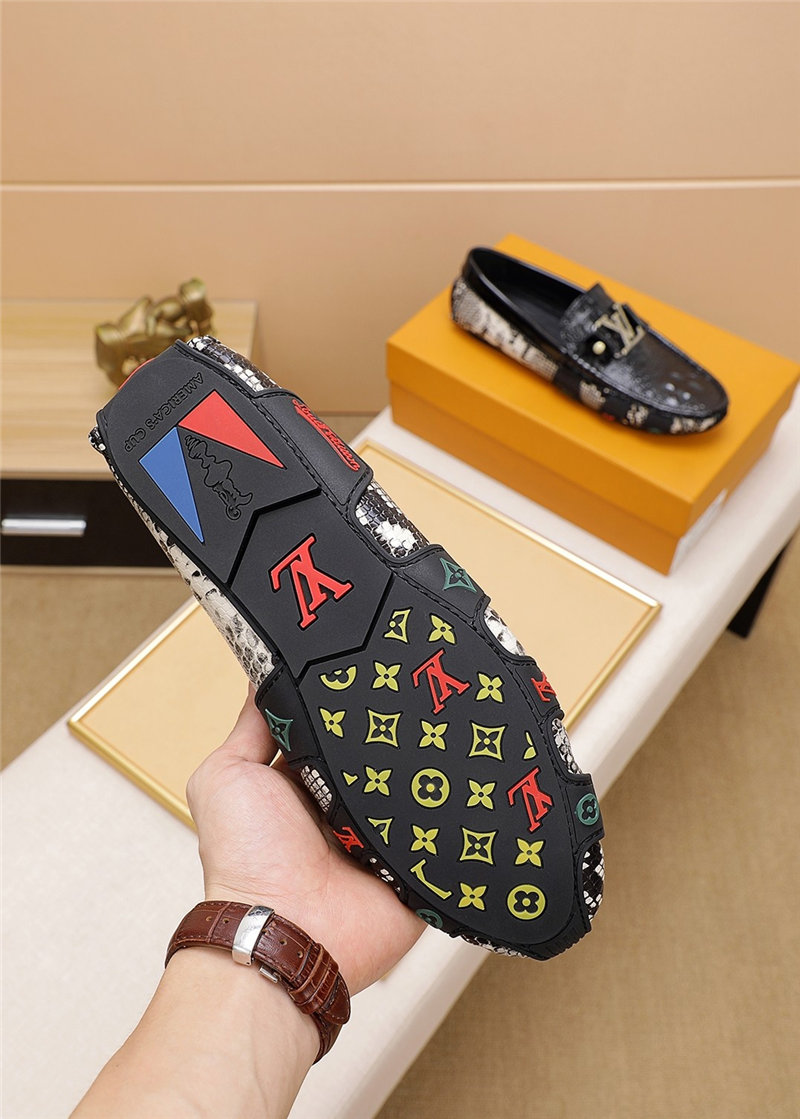 Louis Vuitton Men Loafer