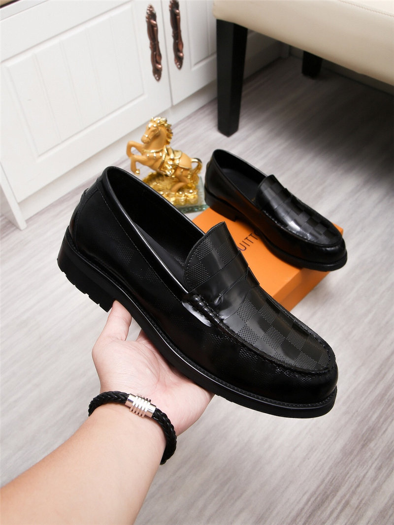 Louis Vuitton Men Loafer