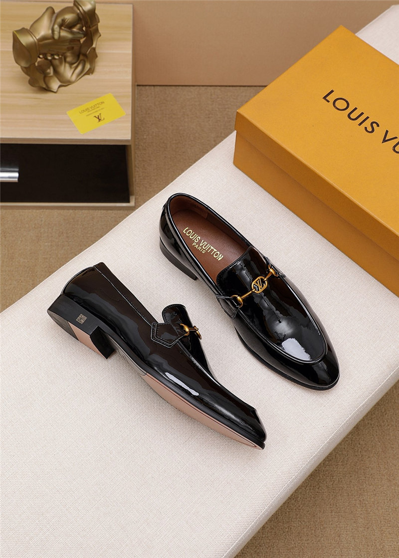 Louis Vuitton Men Loafer