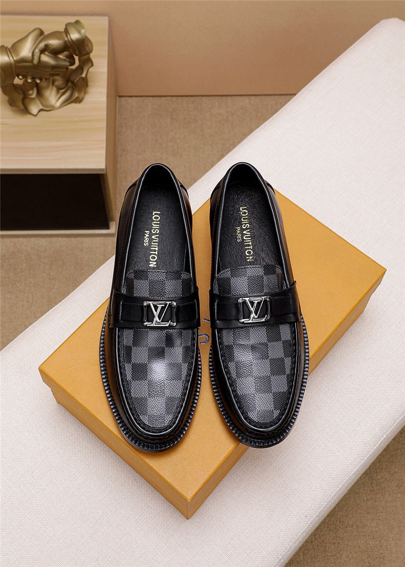 Louis Vuitton Men Loafer