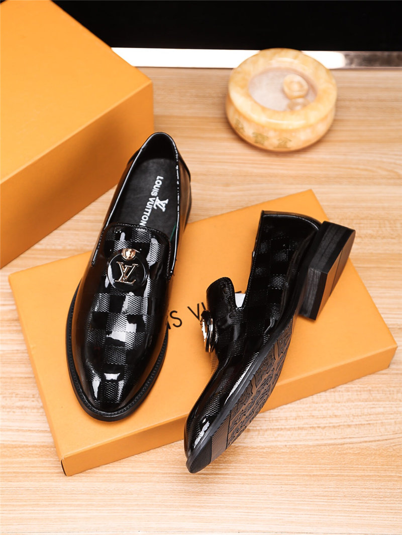 Louis Vuitton Men Loafer