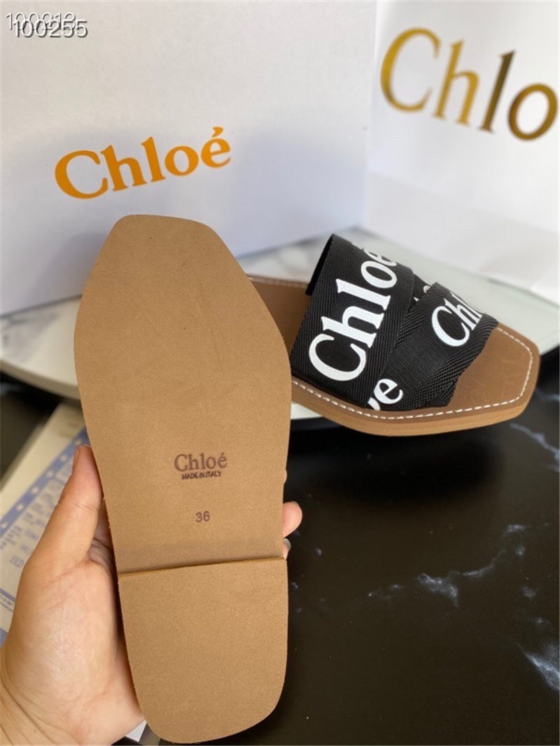 Chloe Women Mules