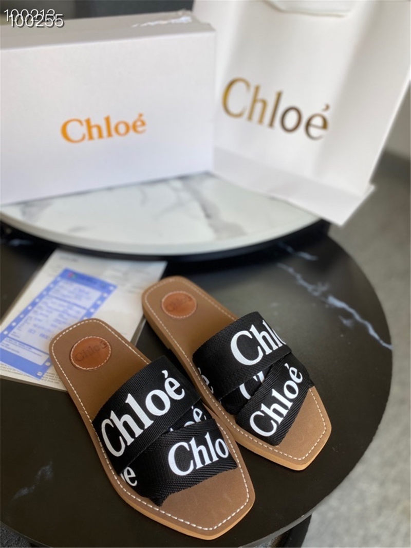 Chloe Women Mules