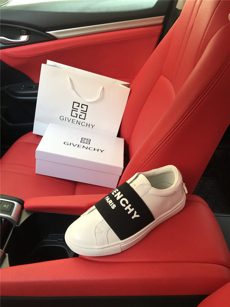 Givenchy Women Sneaker