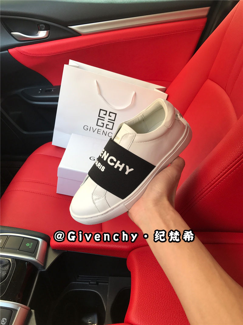 Givenchy Women Sneaker