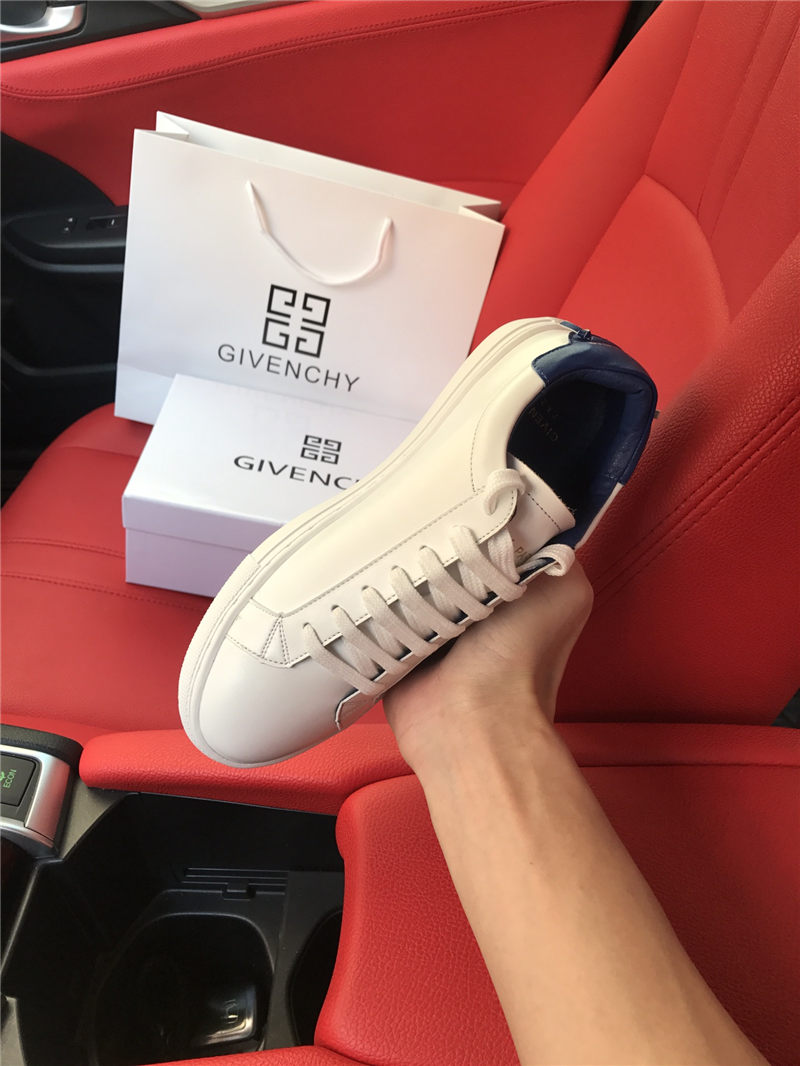 Givenchy Women Sneaker