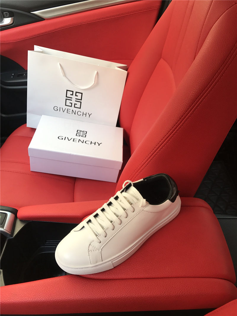 Givenchy Women Sneaker