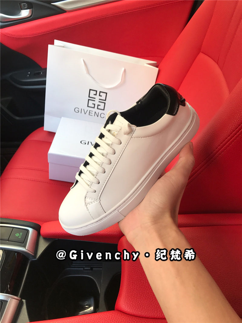 Givenchy Women Sneaker