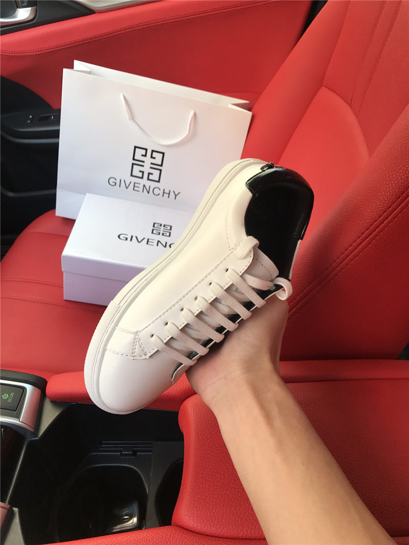 Givenchy Women Sneaker