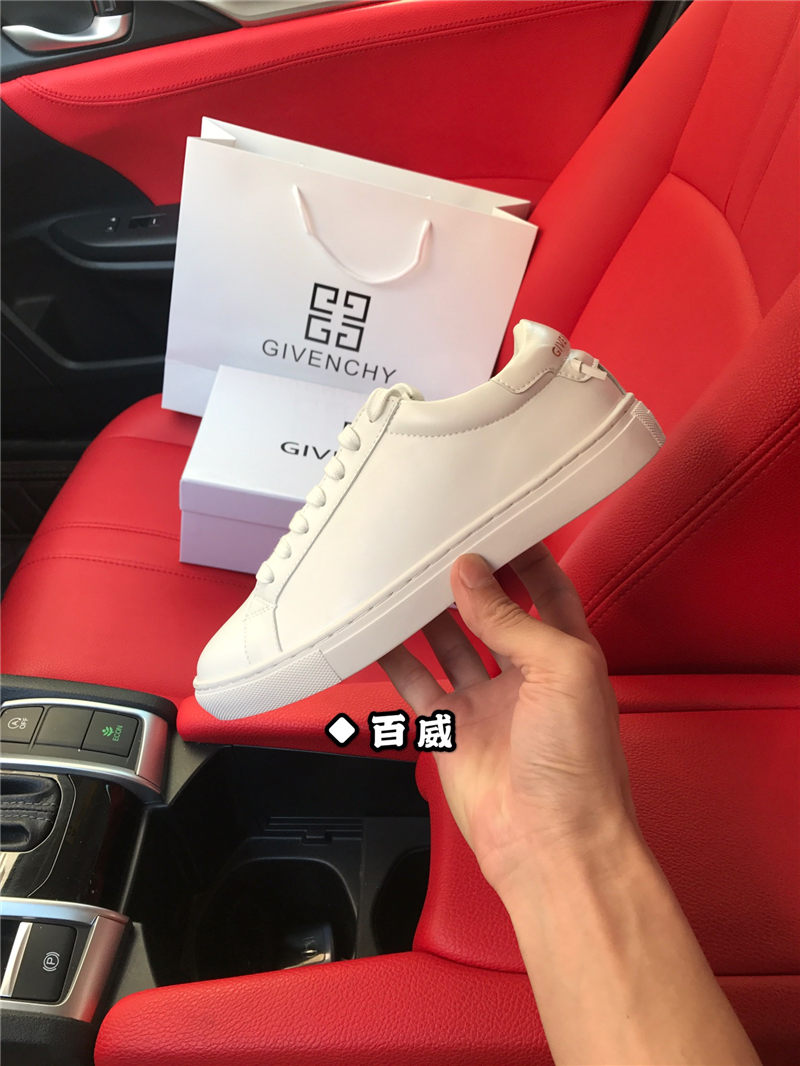 Givenchy Women Sneaker