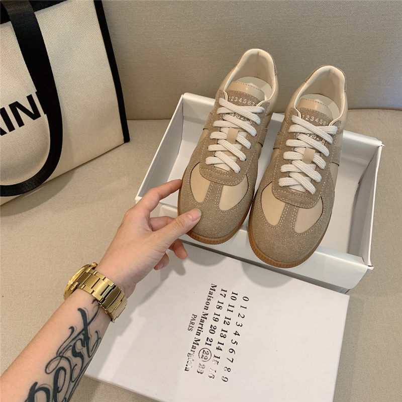 Maison Women Sneaker