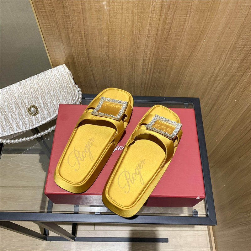 Roger Vivier Women Mules