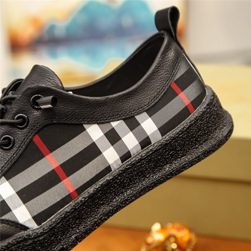 Burberry Men Sneaker