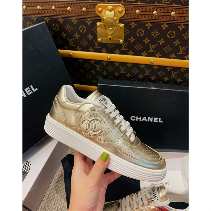 Chanel Women's Sneakers G46011