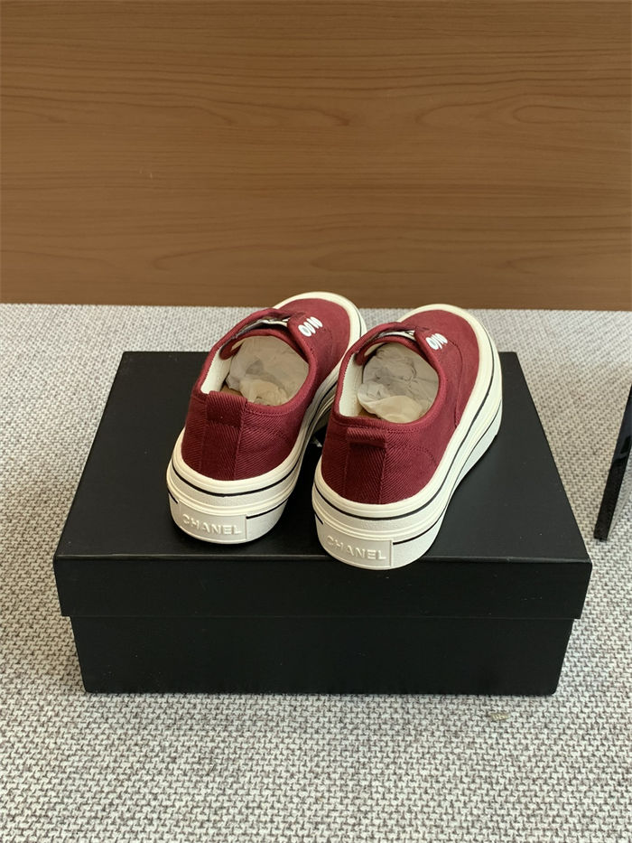 Chanel Women's Sneakers #46301 Canvas