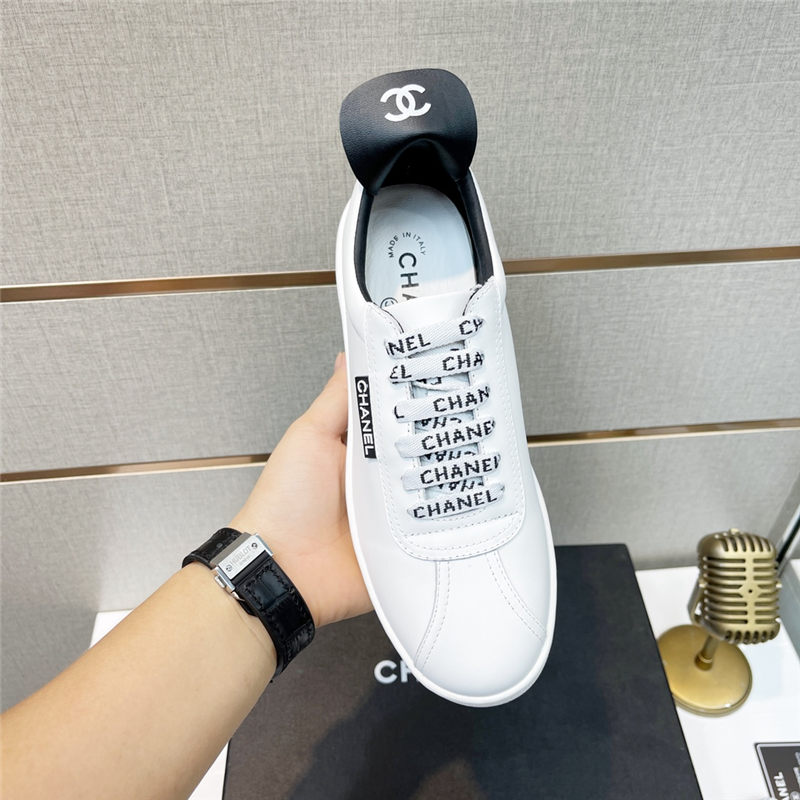 Chanel Men Women Sneaker