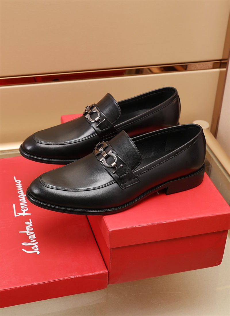 Ferragamo Men Loafer