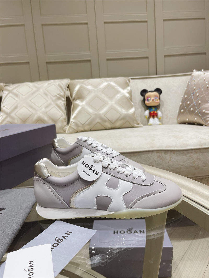 Hogan Women Sneaker