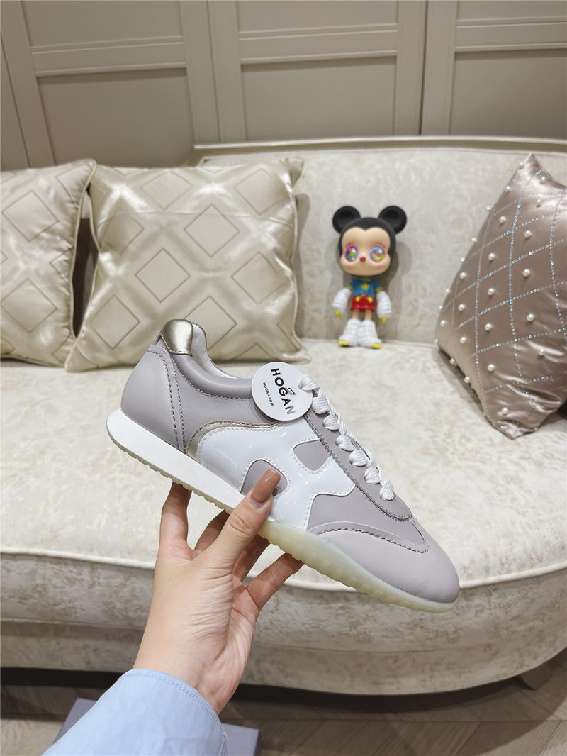 Hogan Women Sneaker