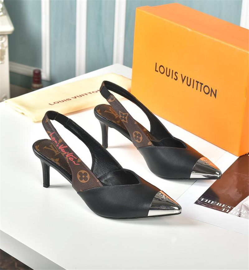 LV Women Pumps