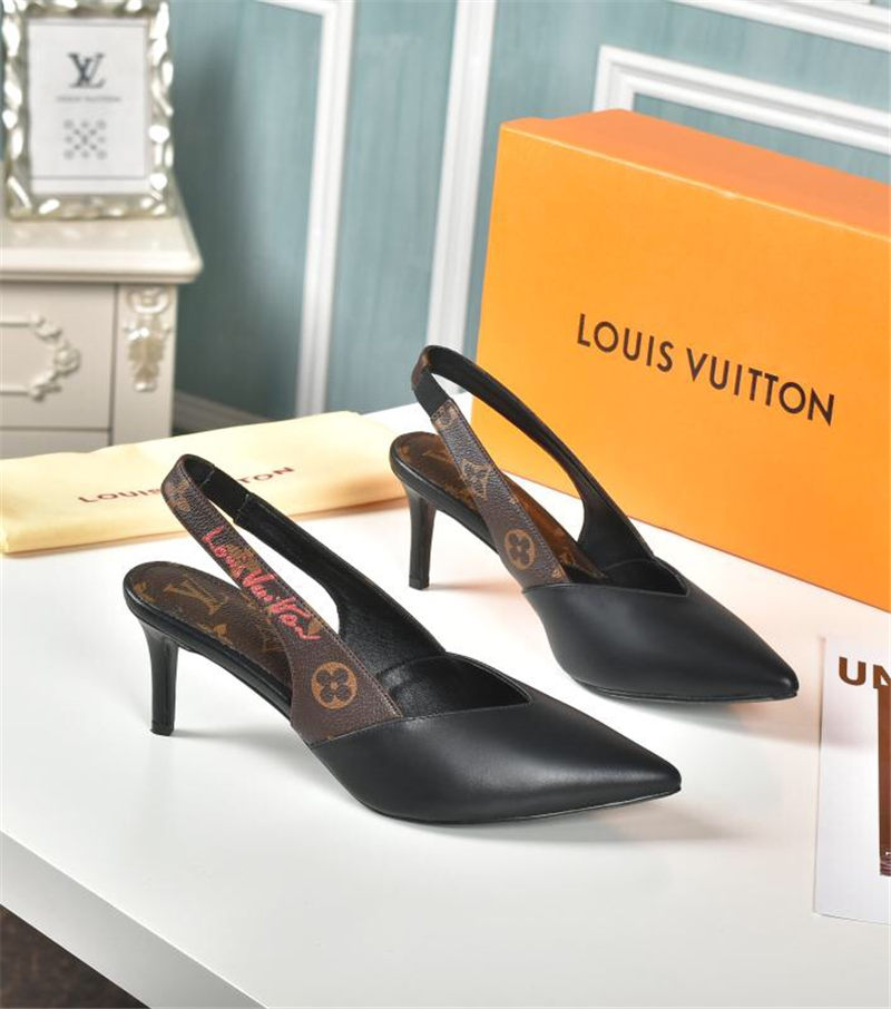 LV Women Pumps