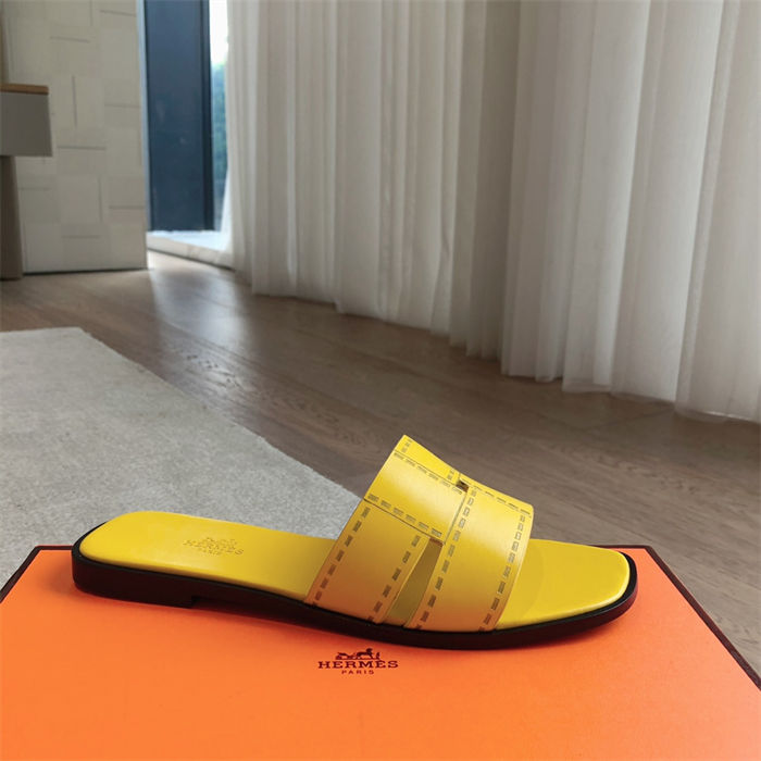 Hermes Idioma Sandals