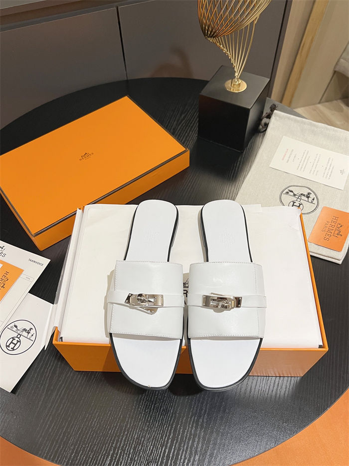 Hermes Giulia Sandals