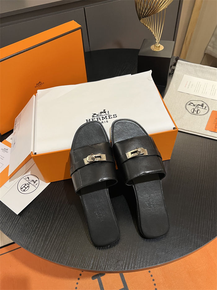 Hermes Giulia Sandals