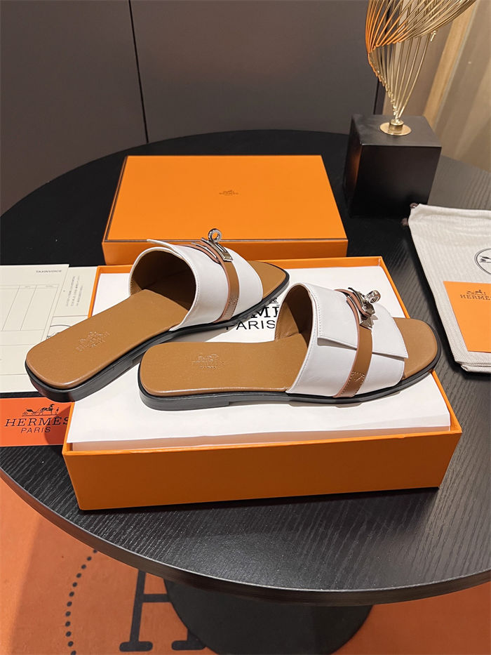 Hermes Giulia Sandals