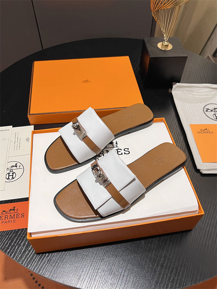 Hermes Giulia Sandals