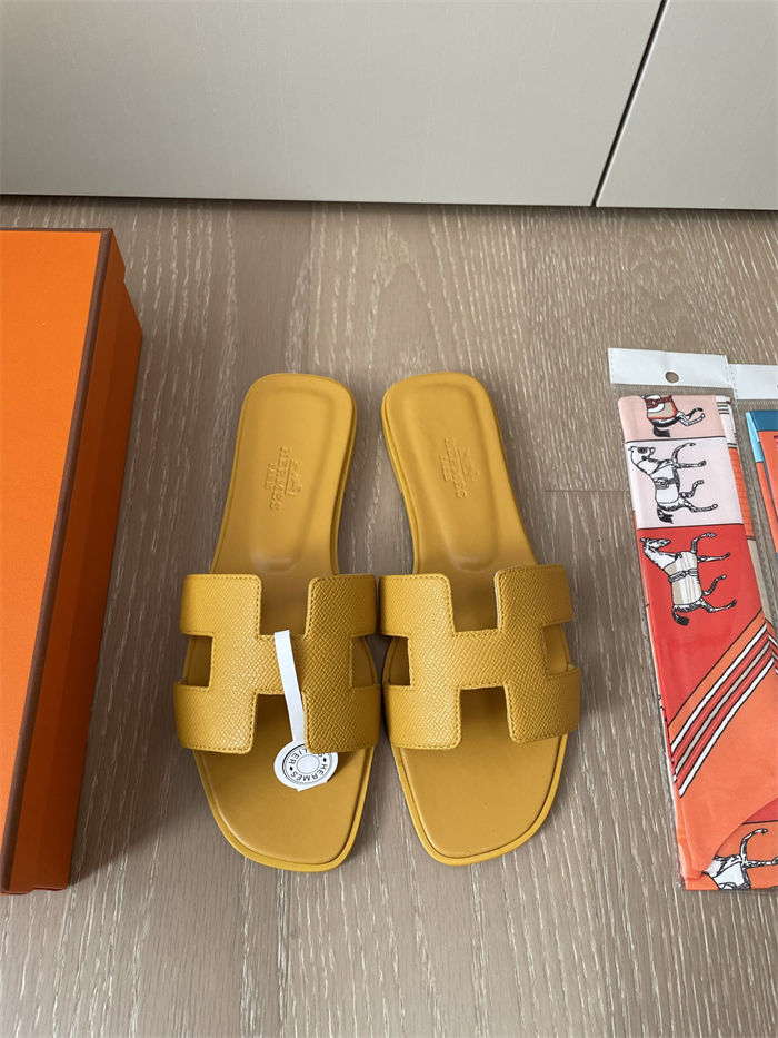 Hermes Oran Slider Sandal P