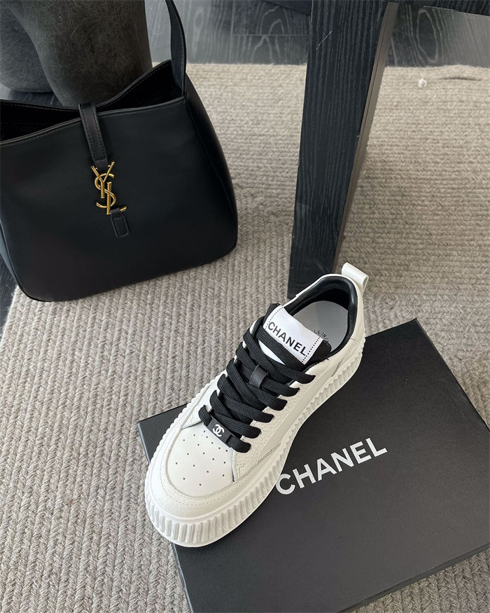 Chanel Women's Sneakers #33131