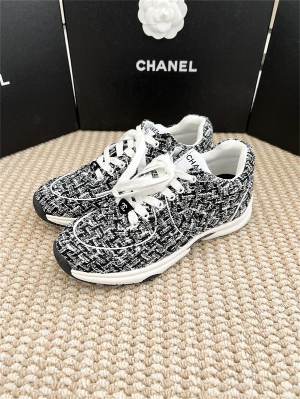 Chanel Women's Sneakers G46086