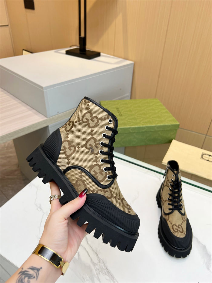 Gucci Ankle Boots Jumbo GG Lace Up