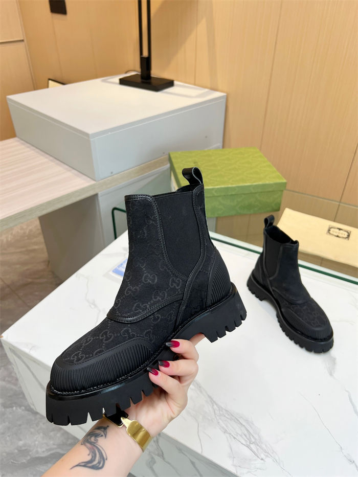 Gucci Ankle Boots Jumbo GG Elastic