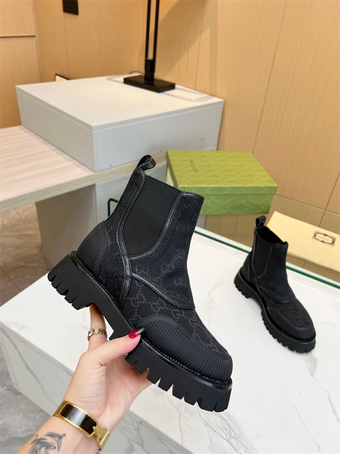 Gucci Ankle Boots Jumbo GG Elastic