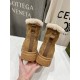 Gucci Women's Boots Shearling